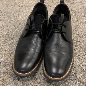Hush Puppies leather shoes